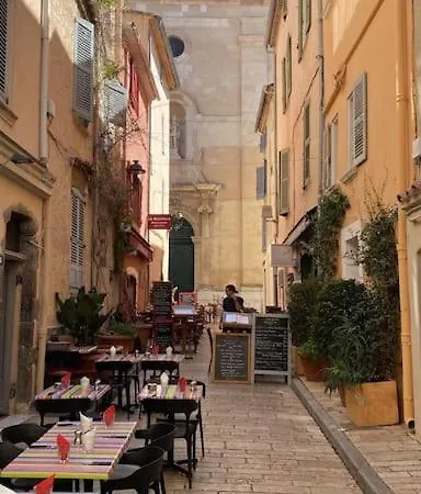 Apartamento Cozy Studio Au Coeur De Clim *